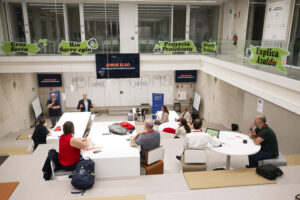 UNITA representatives take part in a collaborative working session on university service redesign at UPNA.