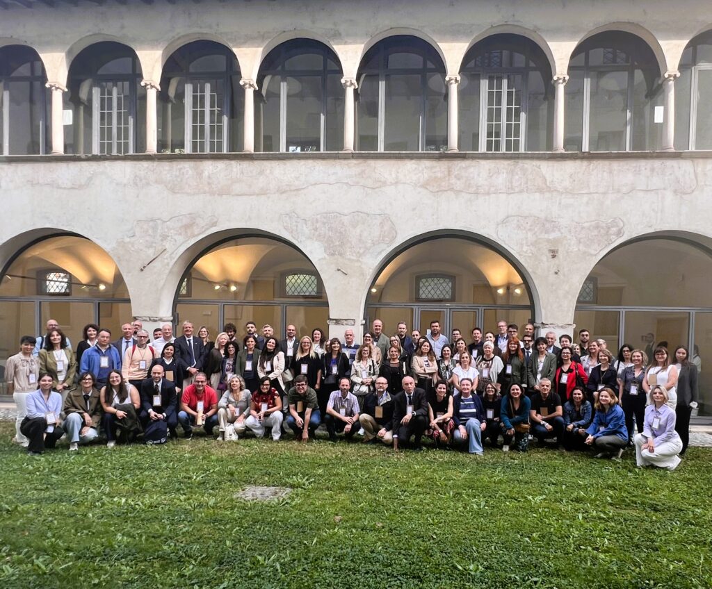 family picture final event of RECIPES for Internationalisation